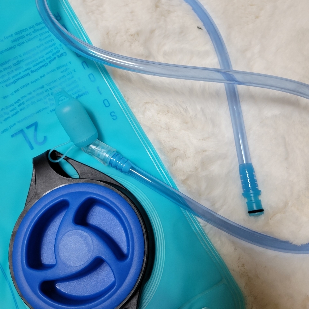 Sojourner Hydration Pack Backpack Galaxy With 2l … - image 5